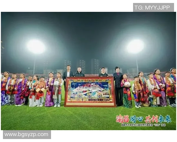 西藏之旅与足球梦想交汇的明星球员们探秘之路 西藏之旅与足球梦想交汇的明星球员们探秘之路