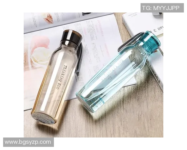 保温杯与足球明星的完美结合打造运动时尚新风潮 保温杯与足球明星的完美结合打造运动时尚新风潮